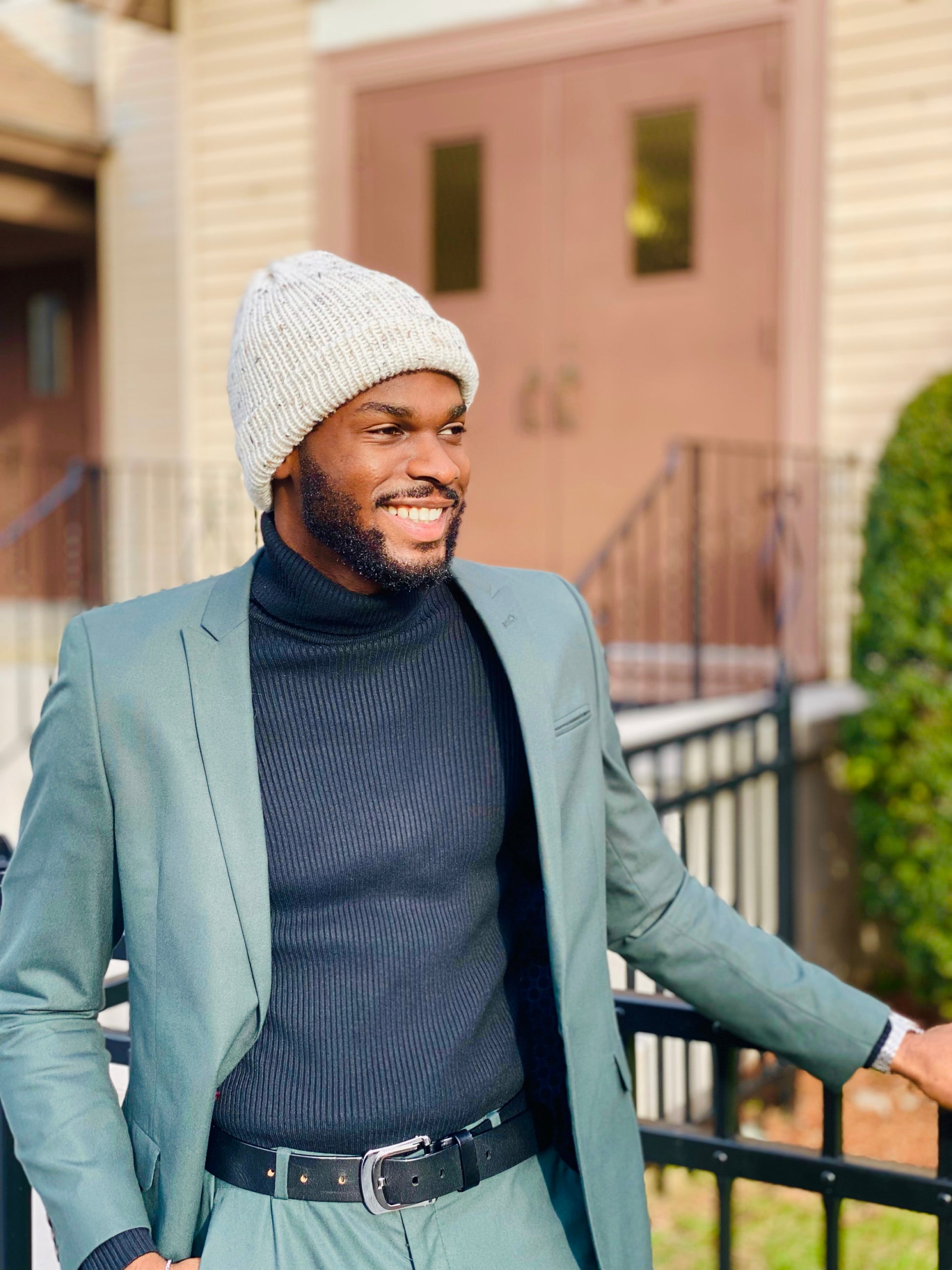 dress shirt beanie In cold weather, beanies become more than just an accessory. Warm, functional, and effortlessly cool are you adding one to your winter outfits? #beanies #winter #trend #accessories #trendsforstreetstyle